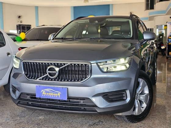 VOLVO XC40 2.0 T4 GASOLINA GEARTRONIC